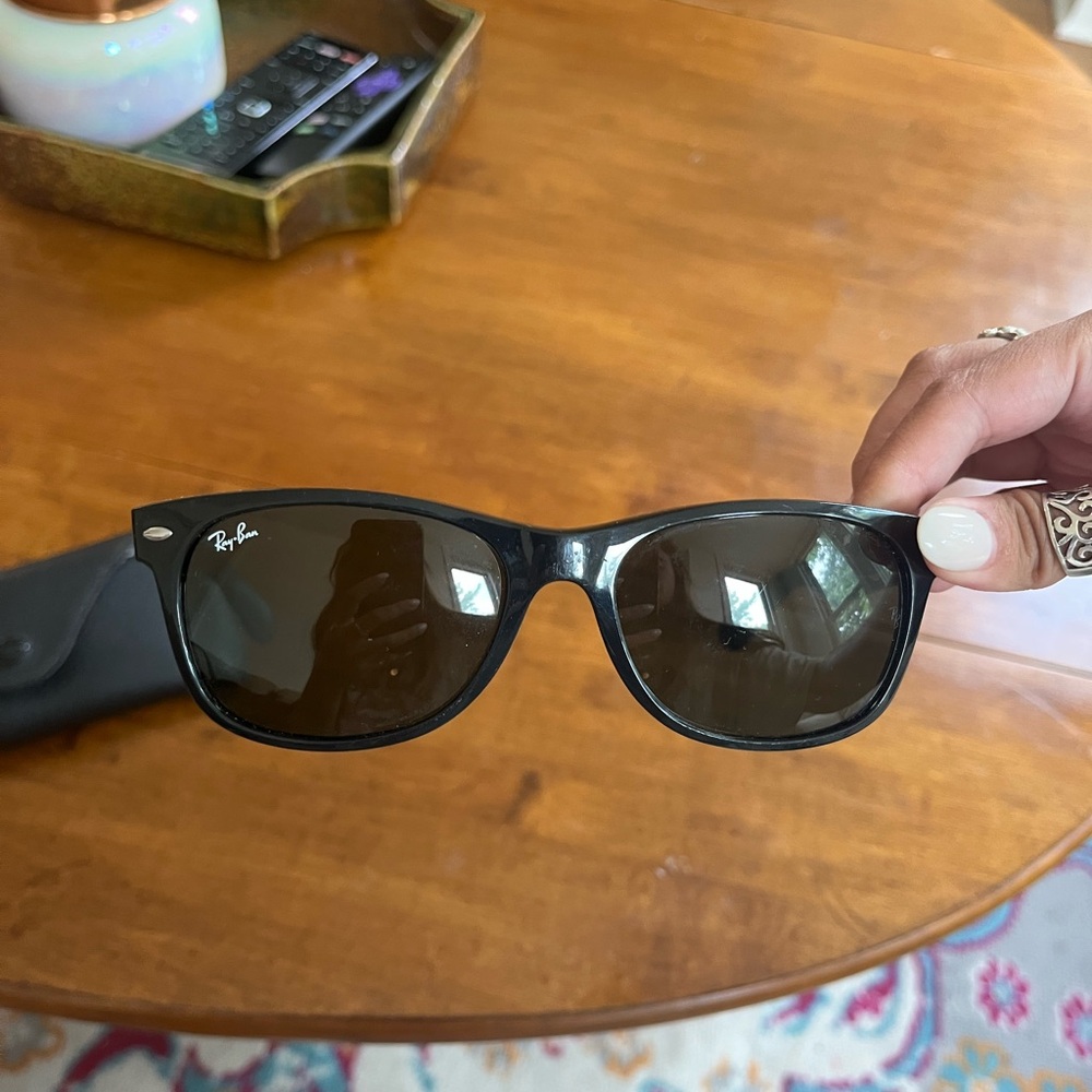 Ray-Ban Classic Black Sunglasses